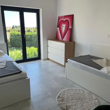 בית נופש Hisa Oljka Novigrad